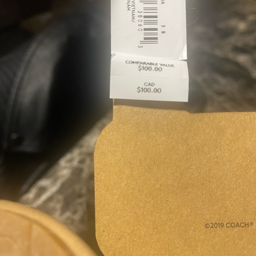 Coach Slides - Picture 3 of 5